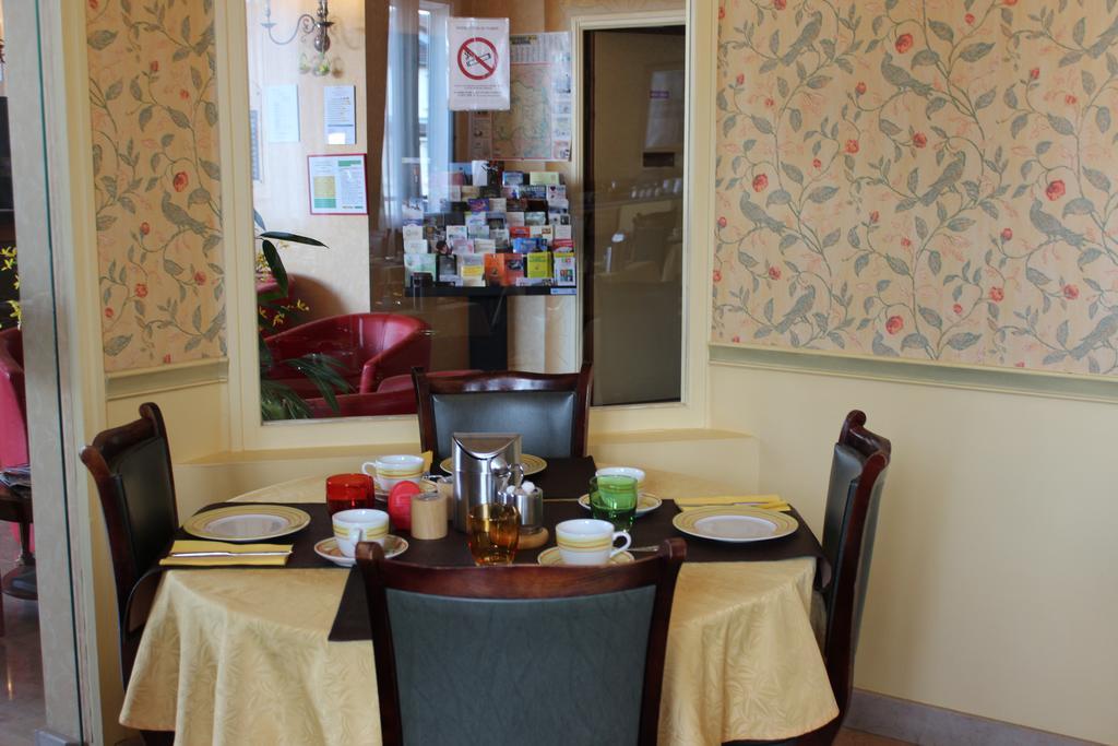 Hotel Bristol Châlons-en-Champagne Dış mekan fotoğraf