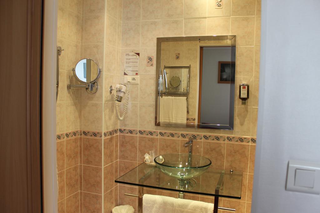Hotel Bristol Châlons-en-Champagne Dış mekan fotoğraf