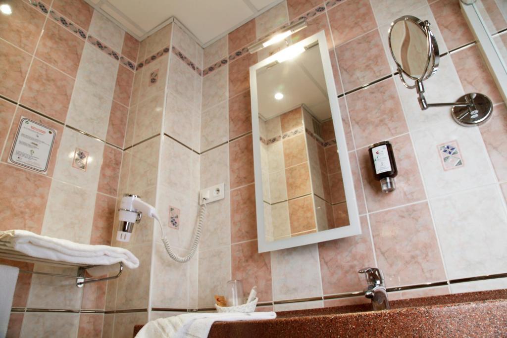 Hotel Bristol Châlons-en-Champagne Dış mekan fotoğraf